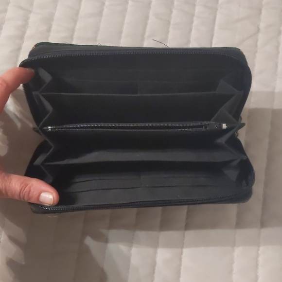 Handsewn Wallet from Guadalajara Mexico - Picture 3 of 6